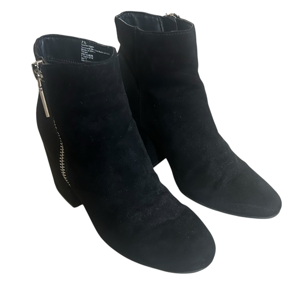 DV by Dolce Vita Creola Black Suede Block Heel Ankle Boots Size 7.5